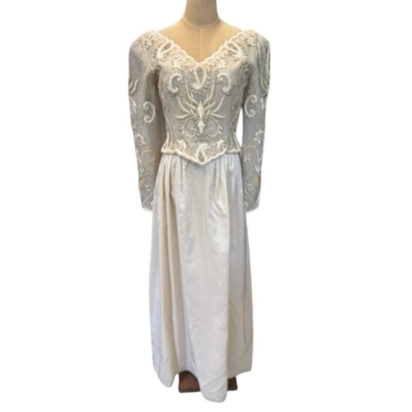 "RICHILENE" VTG Rare Find Formal Gown SZ S? Beadwork Princess Fairy PLZ READ!! - Picture 1 of 16